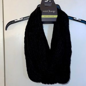 WEST LOOP KNIT CABLE SCARF NWT
